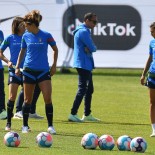 UEFA-WOMENS-EURO-2022-Allenamento-16_07-Andrea-Amato-PhotoAgency-141