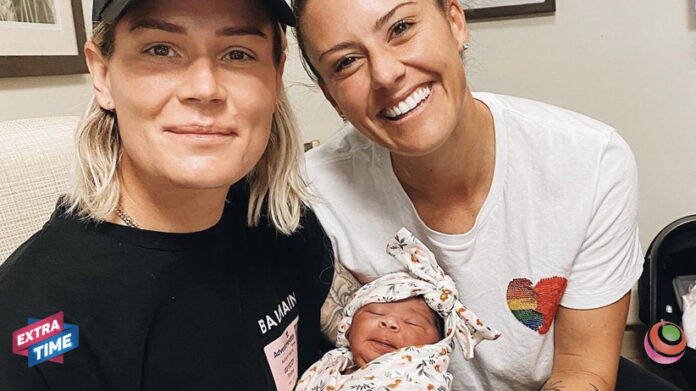 extra-time-ashlyn-harris-aly-kriger-figlia-adozione