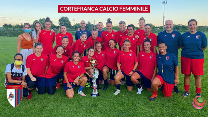 cortefranca-calcio-femminile-cortefranca-con-coppa-serie-c-20-21
