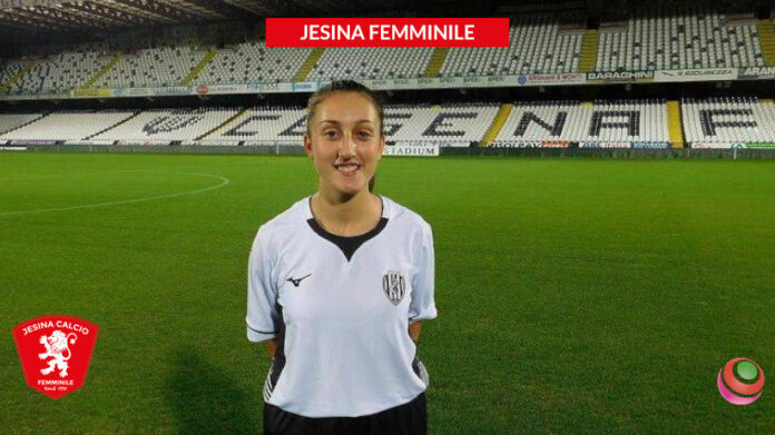 jesina-femminile-gallina-vittoria