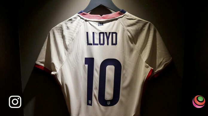 social-network-carli-lloyd