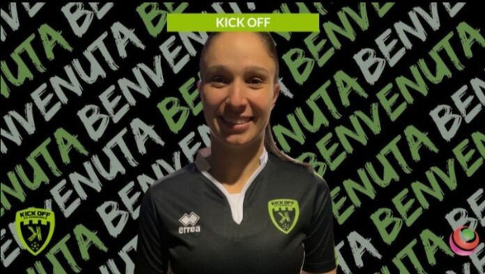 Elisane-Sgarbi-kick-off