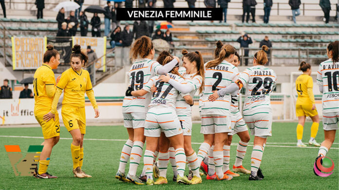 venezia-femminile-esultanza-gol