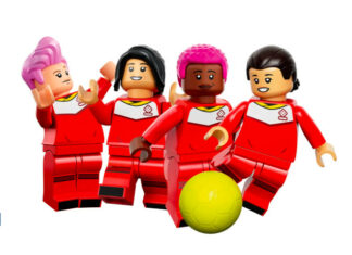 LEGO collabora con le stelle del calcio femminile per “Play Unstoppable”