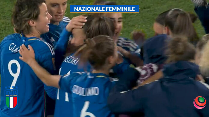 nazionale-femminile-esultanza
