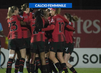 Colpo del Como che batte l’Inter 3-2. Vince anche il Sassuolo, pari tra Milan e Fiorentina