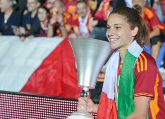 Manuela Giugliano, AS Roma: “Passione ed esperienza sono le basi che spero di trasmettere a queste fantastiche bambine che sono il futuro del nostro calcio”