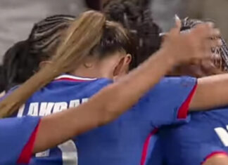 Francia dritta ai quarti: vittoria di 2-1 sulla Nuova Zelanda