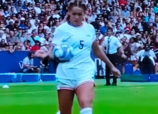 Olimpiadi: gli USA vincono contro il Giappone ai supplementari dopo un match difficilissimo