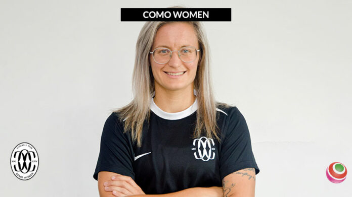 como-women-dominika-conc