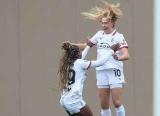 Rimonta e pareggio per le rossonere: 2-2 con la Fiorentina. Sotto di due gol dopo il primo tempo, Arrigoni e Karczewska entrano e segnano i gol del 2-2 nella ripresa