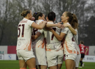 Roma, ufficializzati altri tre addii: la squadra sta cambiando pelle