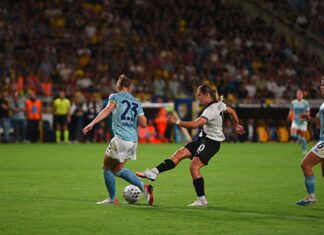 Giudice Sportivo: stangata di tre giornate per una calciatrice, squalifica anche per un allenatore