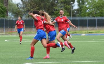 Alfonso Iennaco, Napoli Women: “Sirene di mercato per alcune giocatrici? Decideremo noi. Ora testa alla Juve”