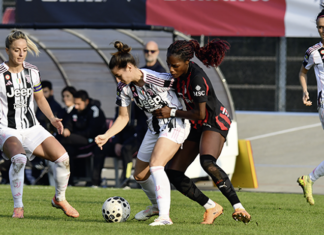 Godø divora-penalty, Kyvåg marchia – Milan corsaro in casa Juve